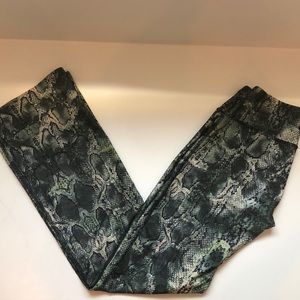 Prismsport green snake skin leggings